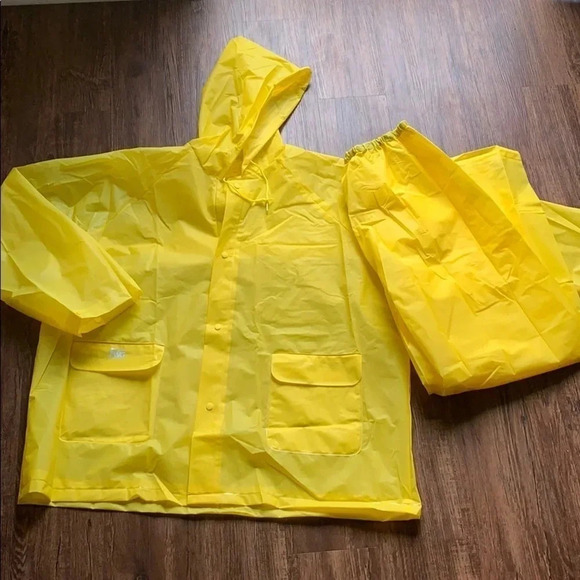 Outdoor Rain Suit Jacket & Pant Set Yellow Size Large New - Picture 1 of 9